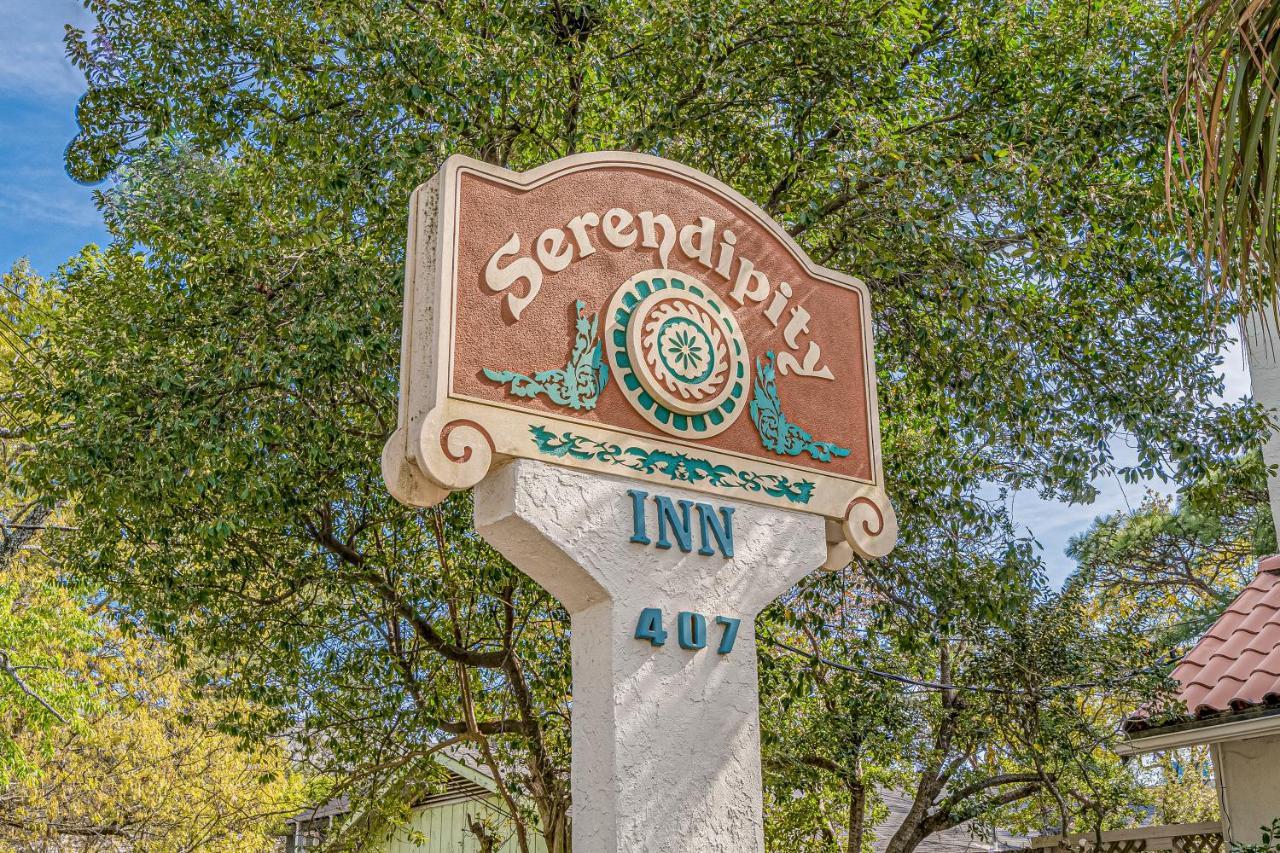 マートルビーチ Serendipity Bed & Breakfast エクステリア 写真